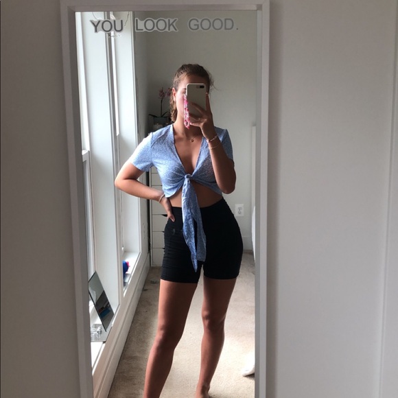 Princess Polly Tops - NEW cropped blue & white floral wrap top